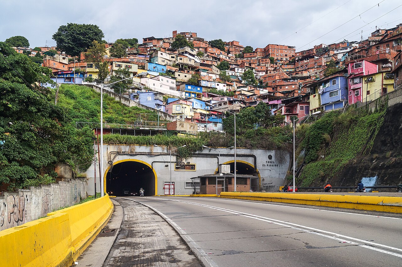 Venezuela — Khi quyền lực tập trung thì của cải cũng tập trung