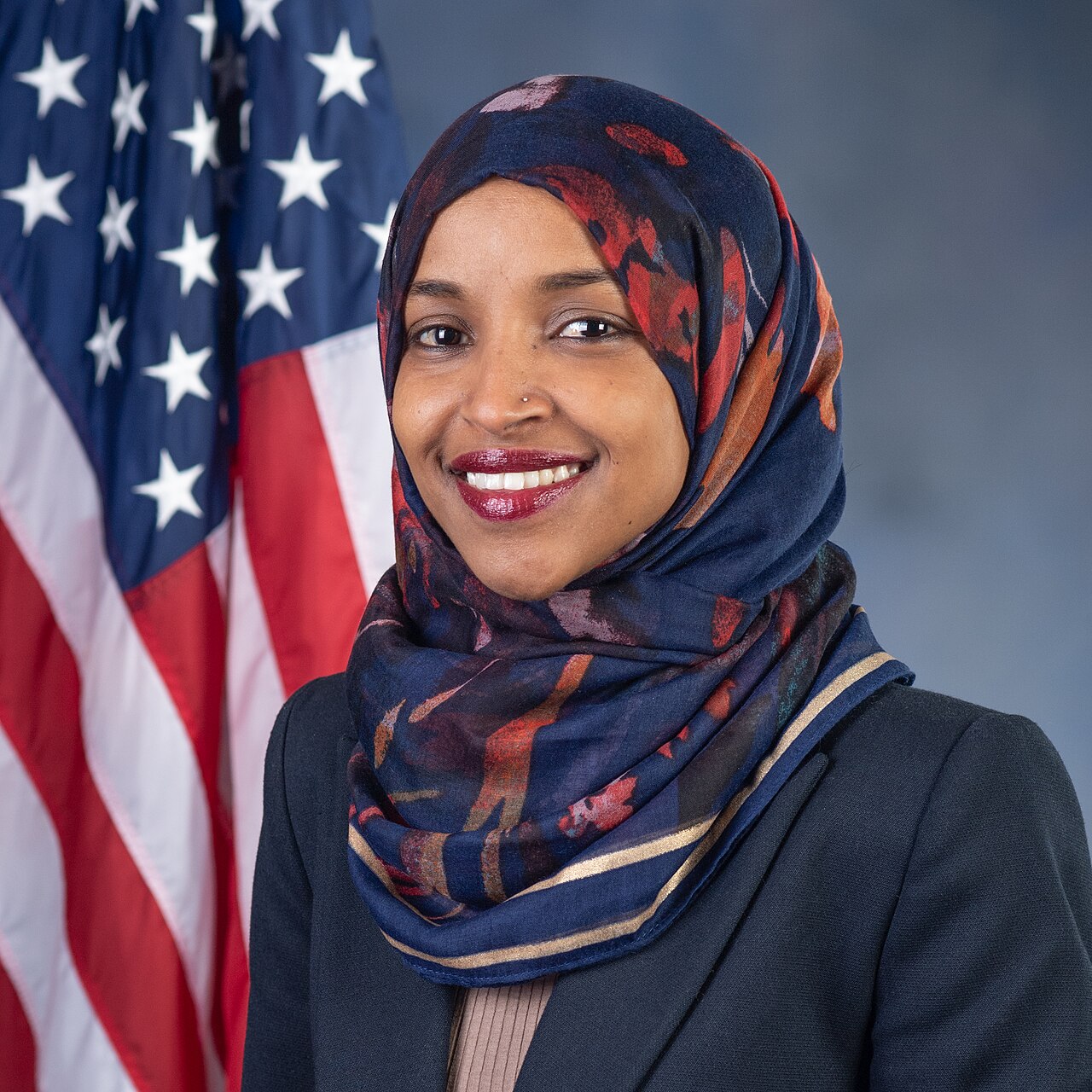 Cuộc điều tra liên bang nhắm vào Dân Biểu Ilhan Omar: thu mẫu ADN, hộ chiếu và điện thoại