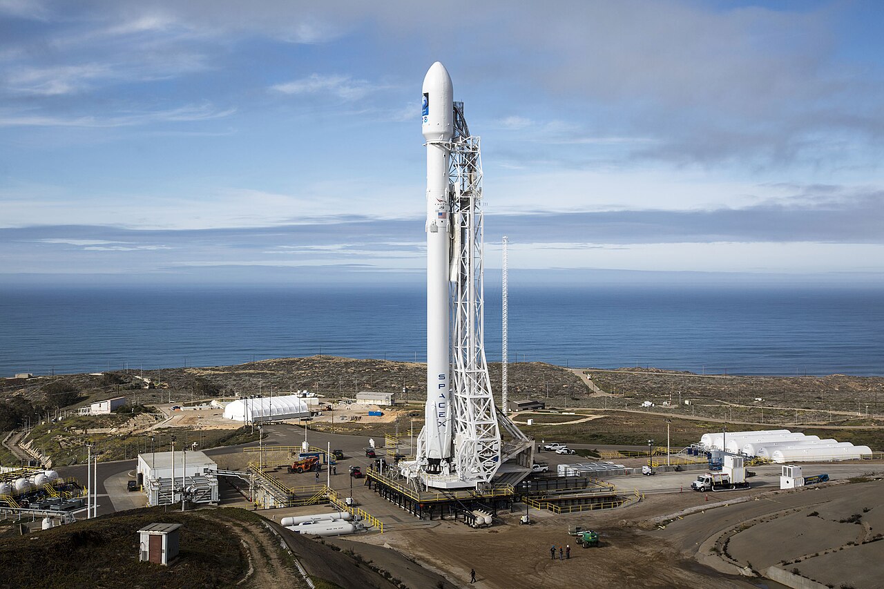 SpaceX lãi 4,4 tỉ Mỹ kim: mảng trí tuệ nhân tạo lần đầu vượt Starlink