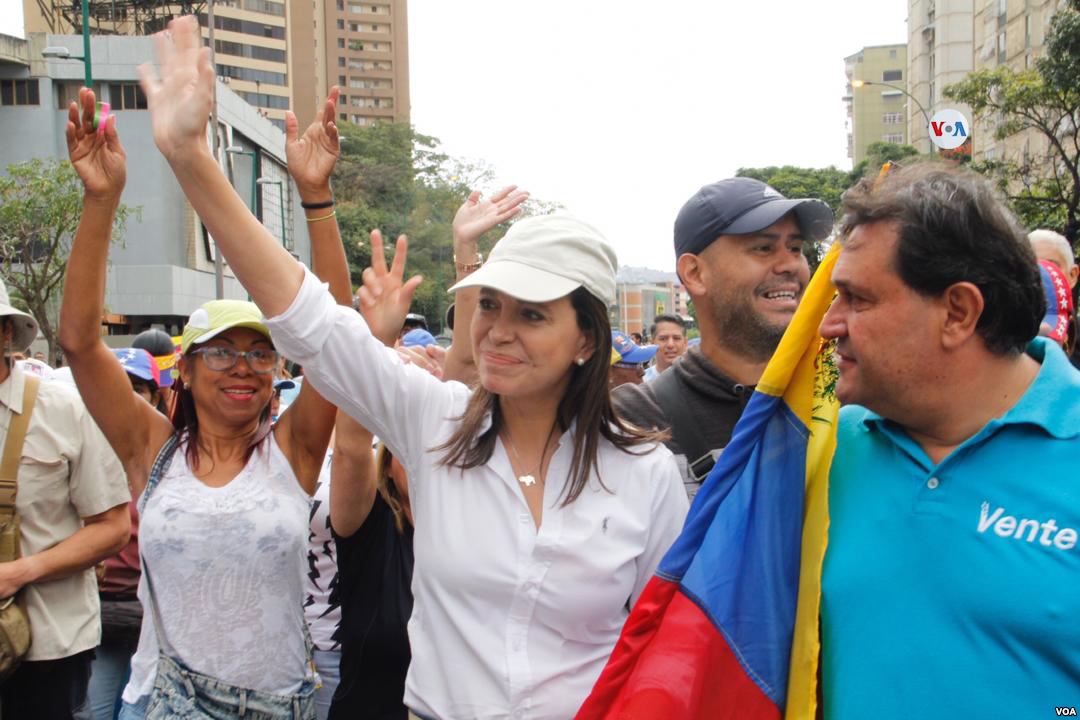 Venezuela: Machado kêu gọi bầu cử trước tháng Bảy, phe đối lập rầm rộ biểu tình