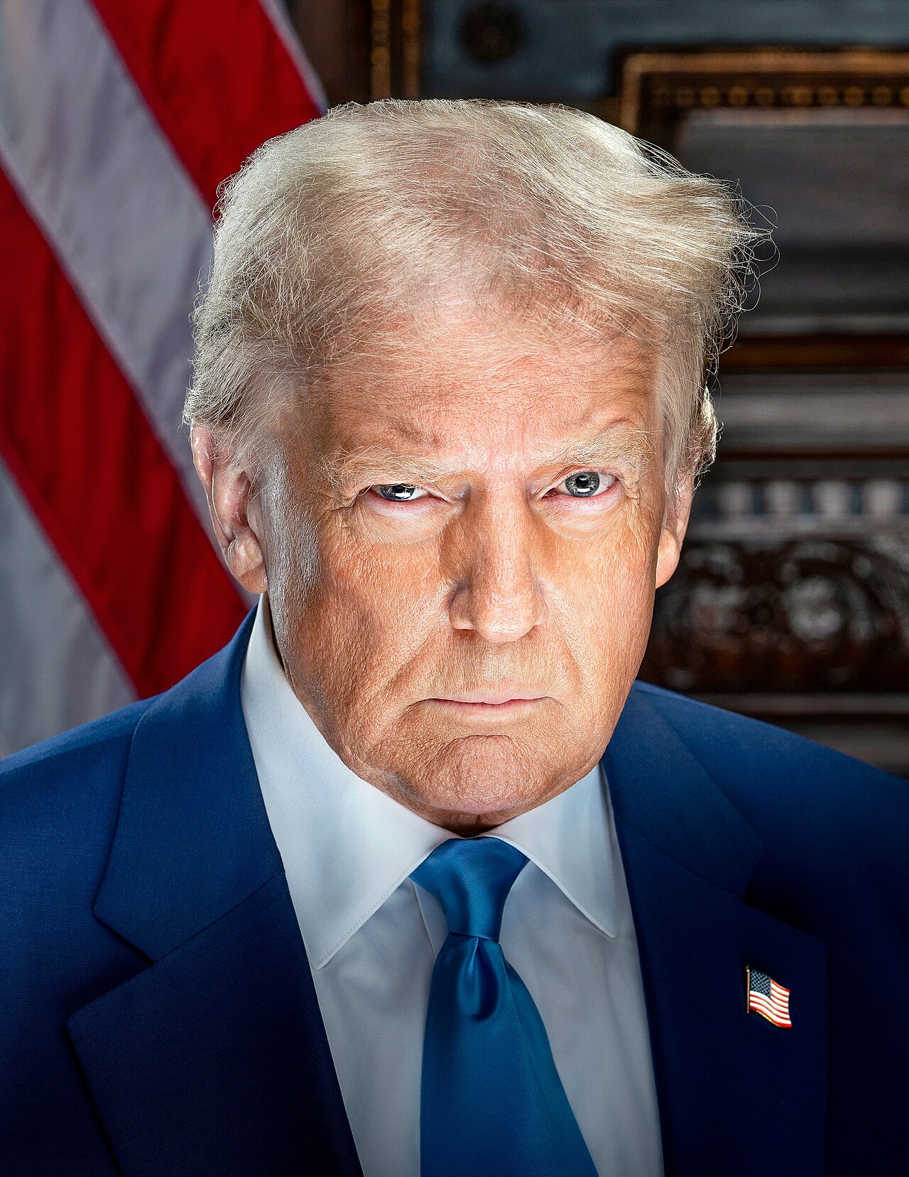 Tổng Thống Trump vừa gây áp lực Kiev, vừa tiết lộ sắp đạt thỏa thuận với Putin thả công dân Mỹ
